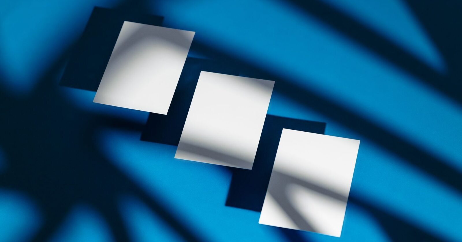 Exemple de fiche produit industrielle avec structure détaillée et design technique innovant